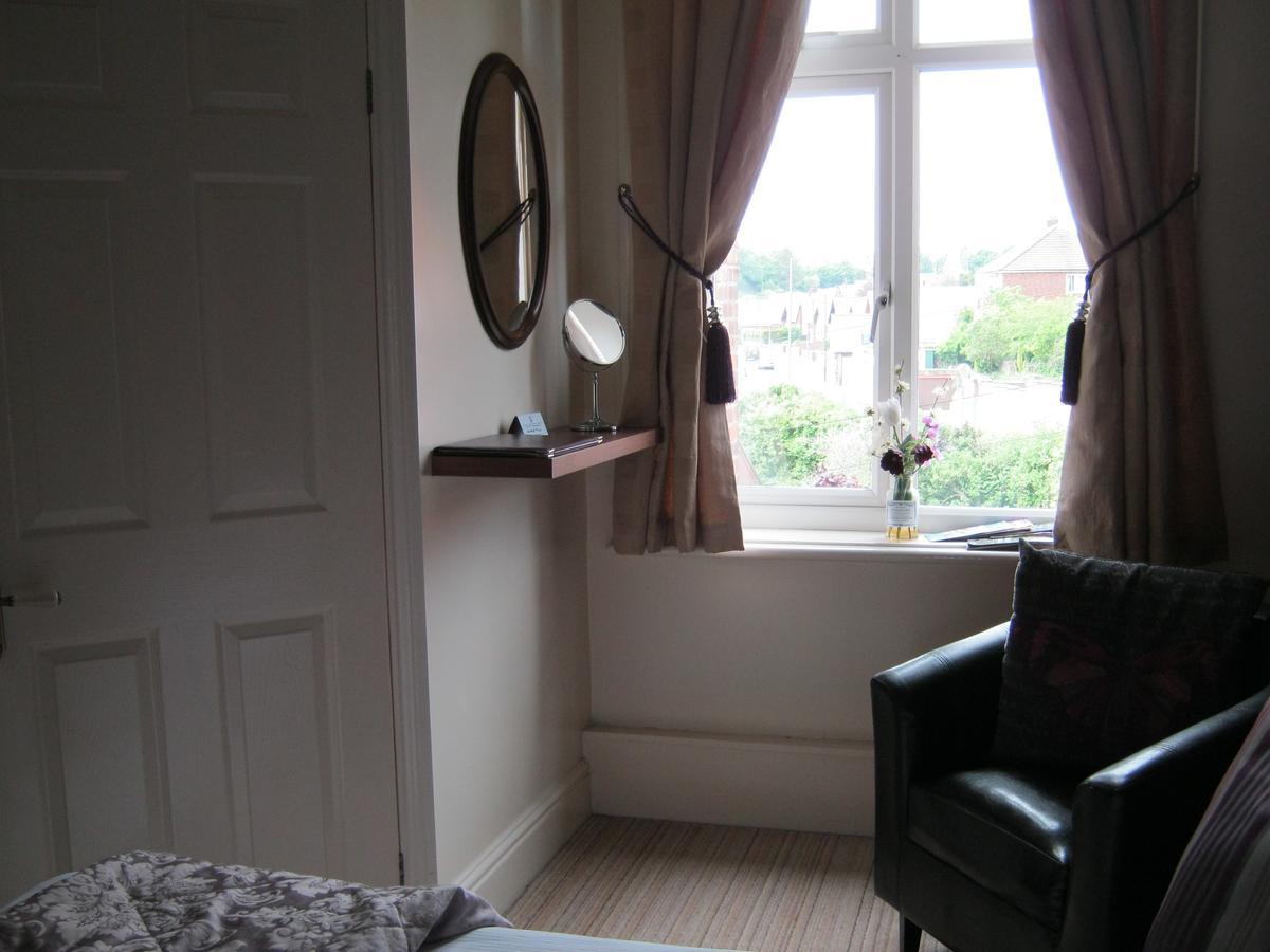 Autumn Leaves Guest House Whitby Exterior foto